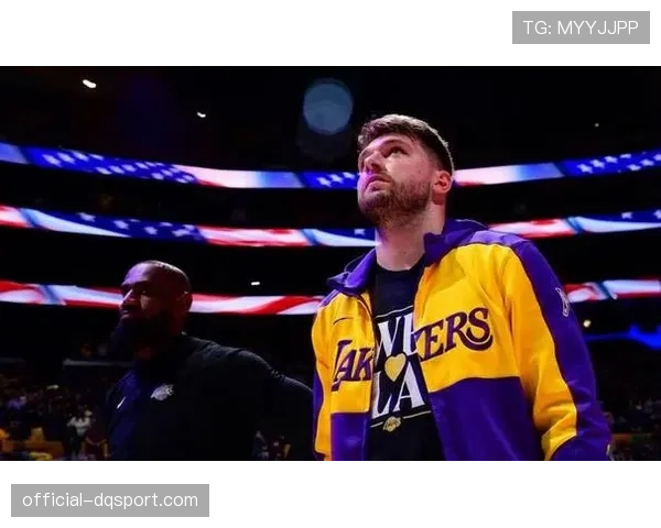 里夫斯确诊左侧腹斜肌二级拉伤，赛季报销加重湖人后场危机